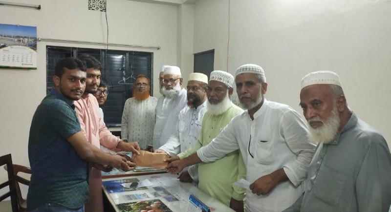 Jhenaidah District Jamaat with the help of flood victims