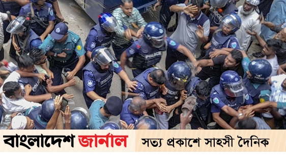 Ex-Justice Manik in jail, egg-shoe throwing in court premises