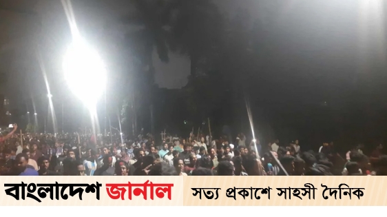 Students clash with Ansar in the secretariat