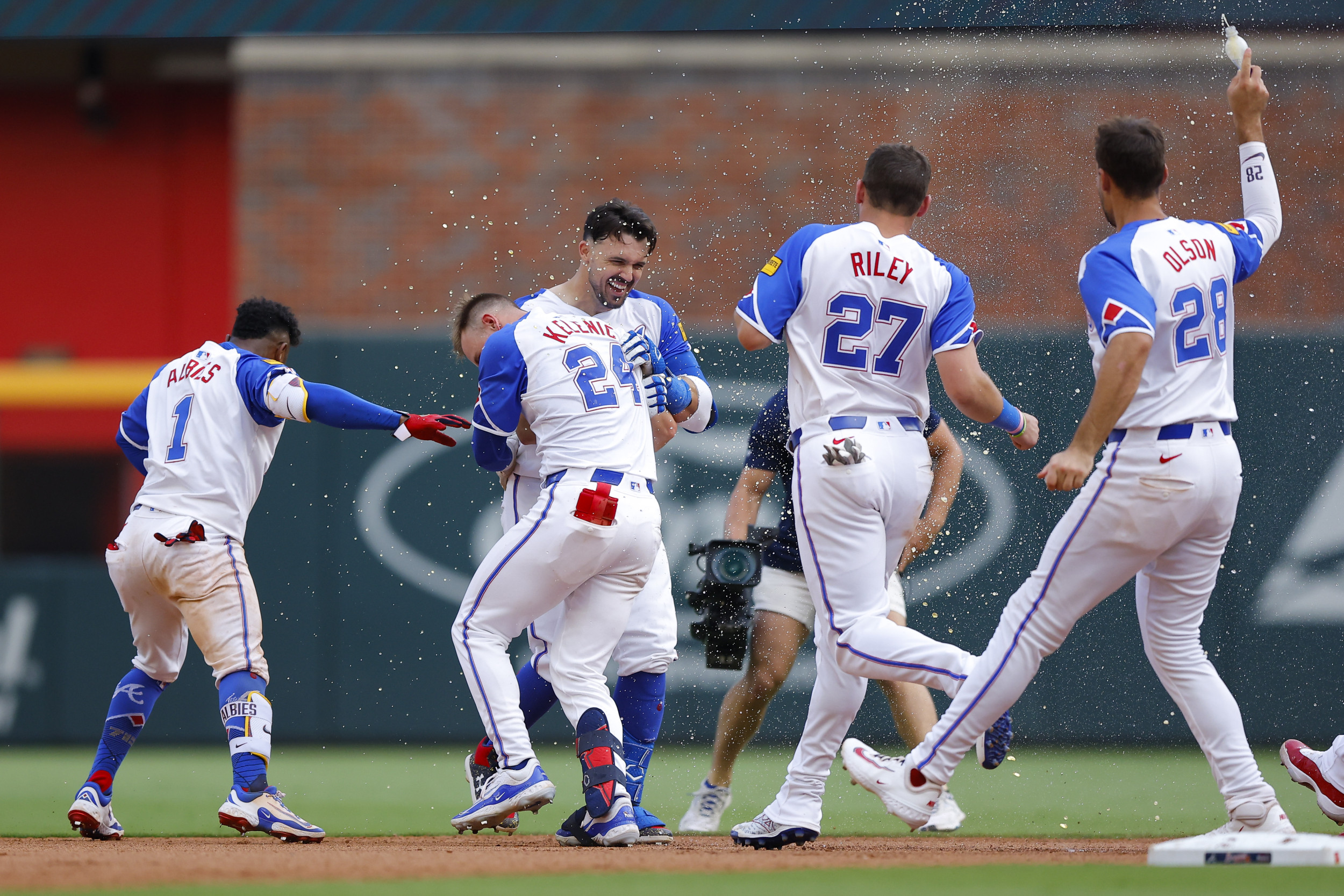 Major Injury to 2-Time All-Star Shakes Up NL East, Wild Card Races