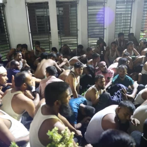 Ansar members took off their clothes and ran away after being chased by the students