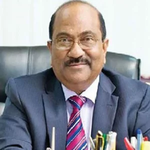 Order to seize income tax documents of former deputy governor along with wife and daughter