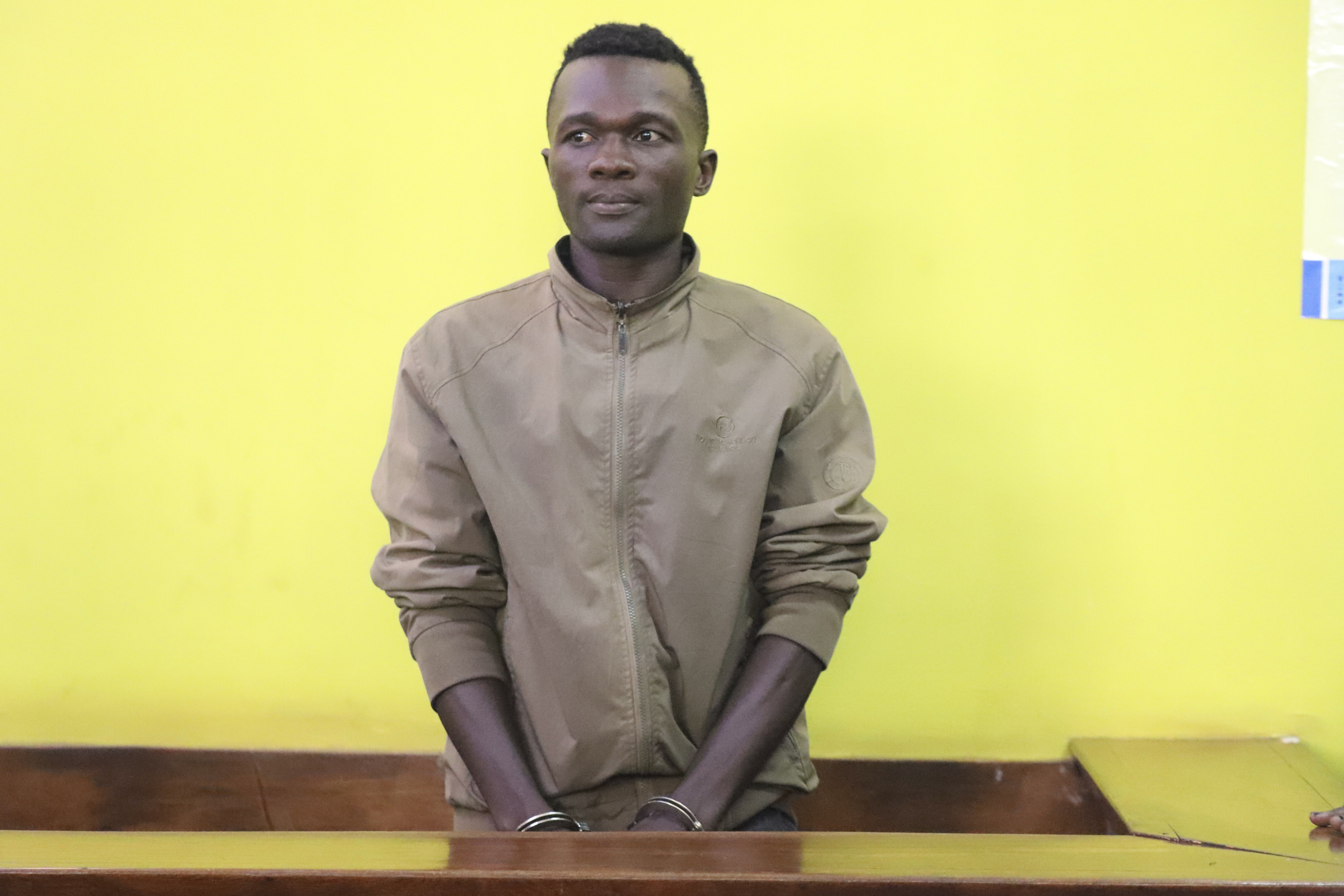 Mass Prison Break Includes Man Who Confessed to Killing 42 Women