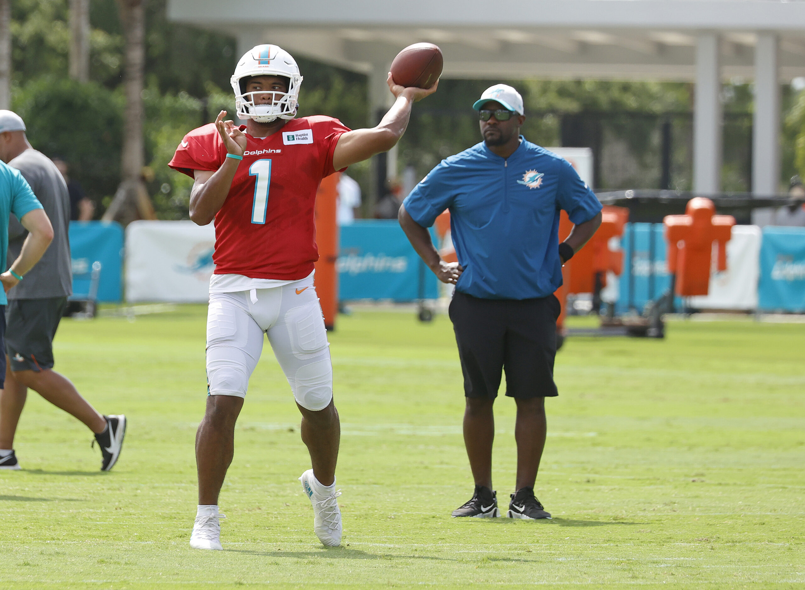 Dolphins’ Tua Tagovailoa Finally Reveals Brutal Details of Brian Flores’ Treatment