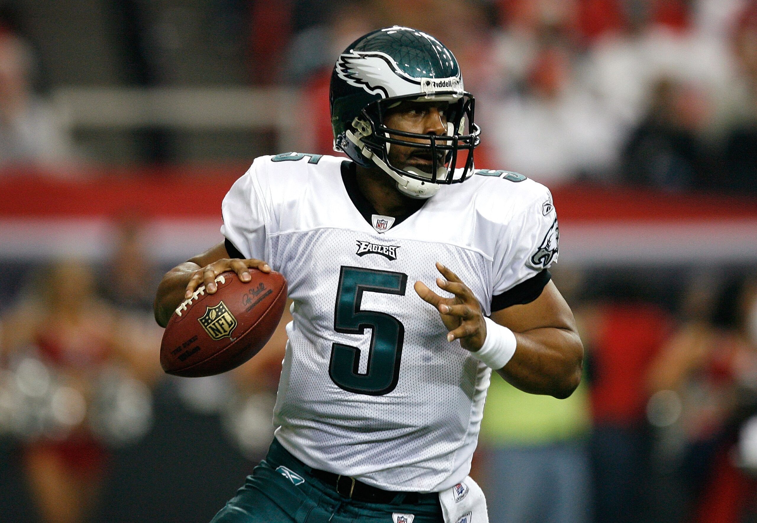 Eagles Legend Donovan McNabb Makes Surprising Selection in Top 5 QB List