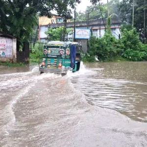 Hundreds of thousands of people trapped in the flood in Noakhali, the closure of educational institutions is announced