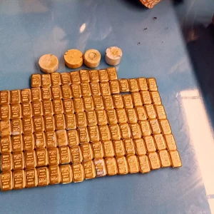 About 16 kg of gold was found in the coffee machine of the passenger returning to Sharjah