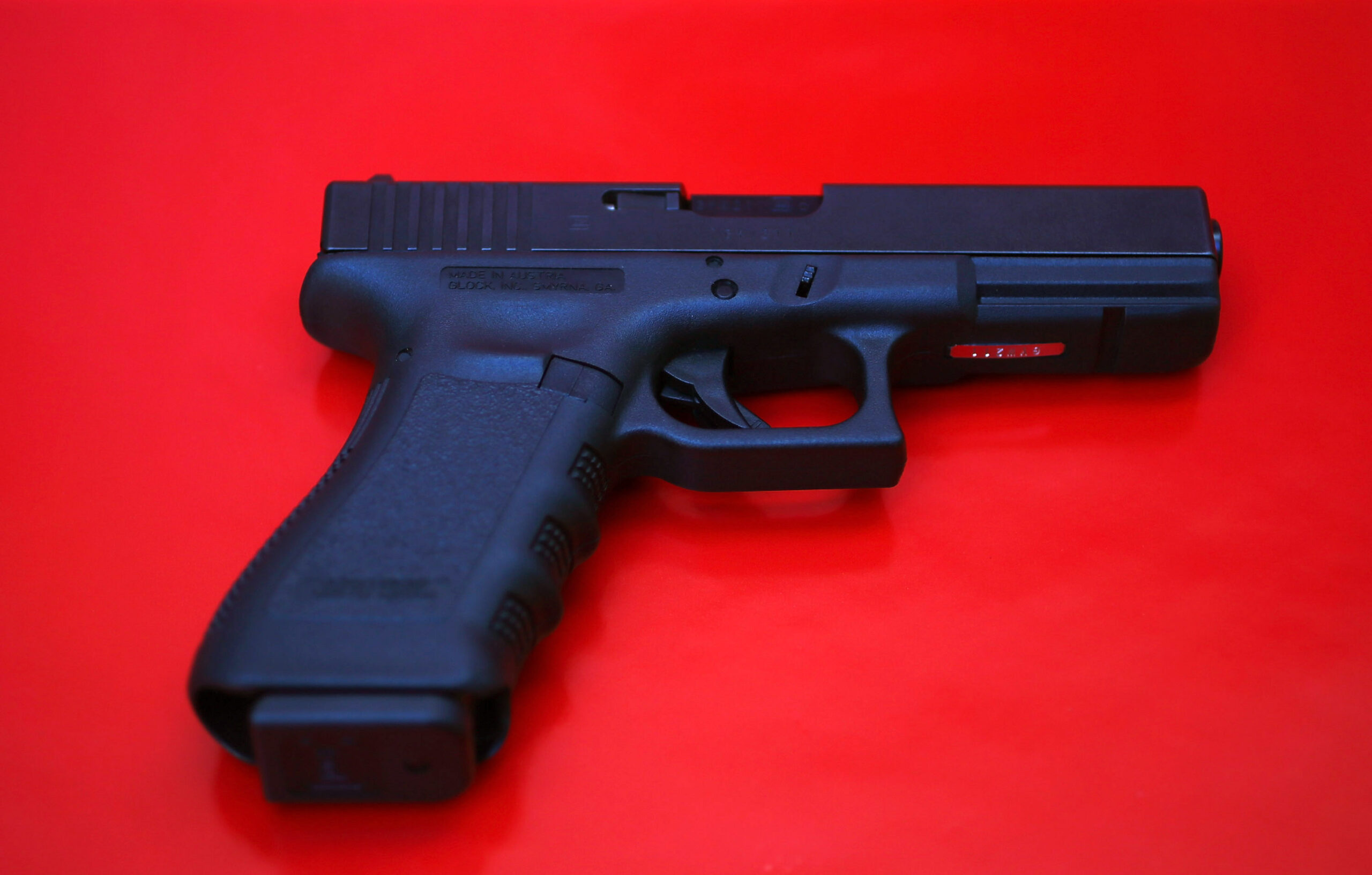 Toddler Shoots Mother’s Boyfriend – Newsweek