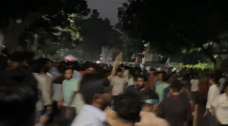 Students clash with Ansar in front of Secretariat