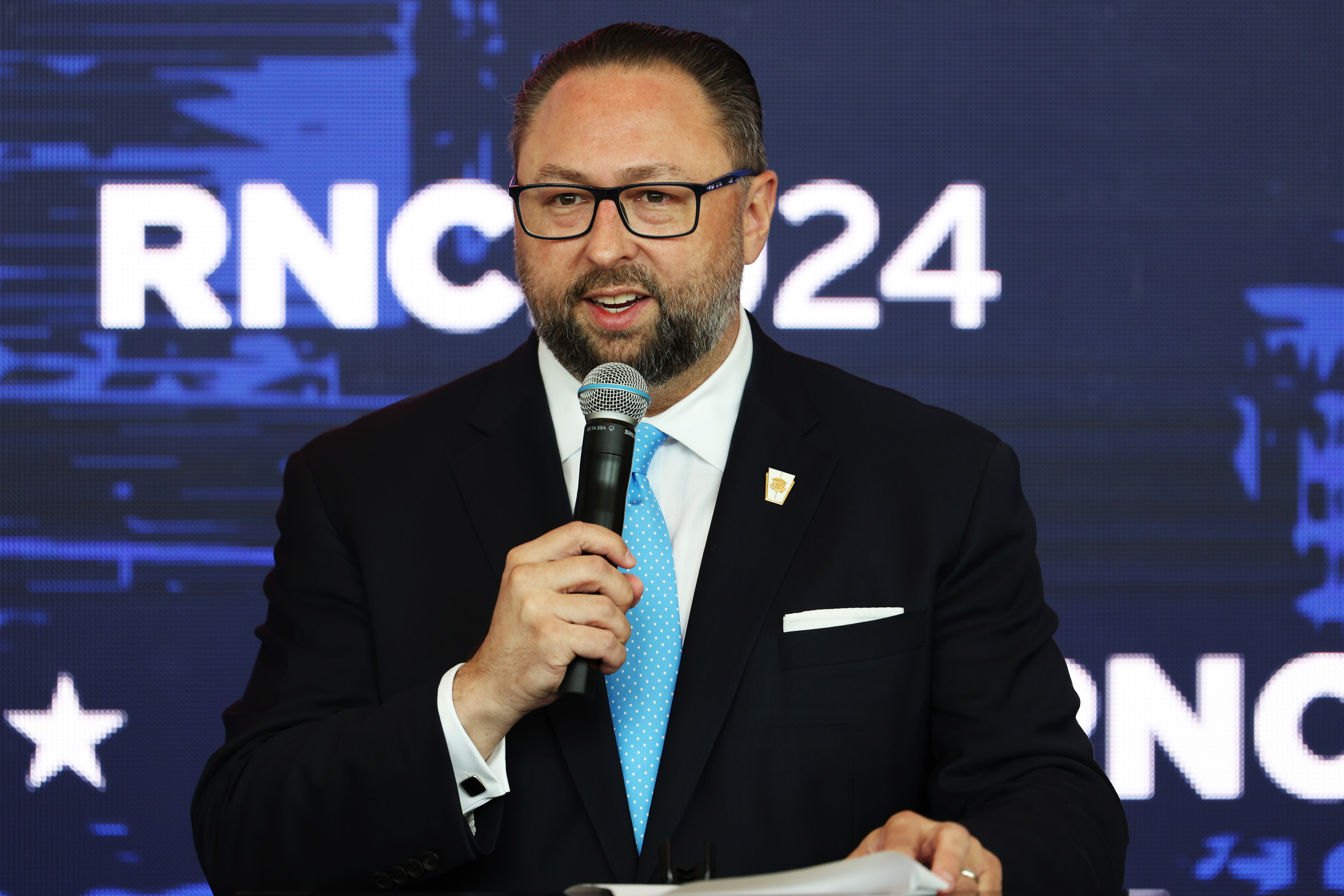 Fox News Host Confronts Trump Adviser With ‘Positive’ Biden Economic Record