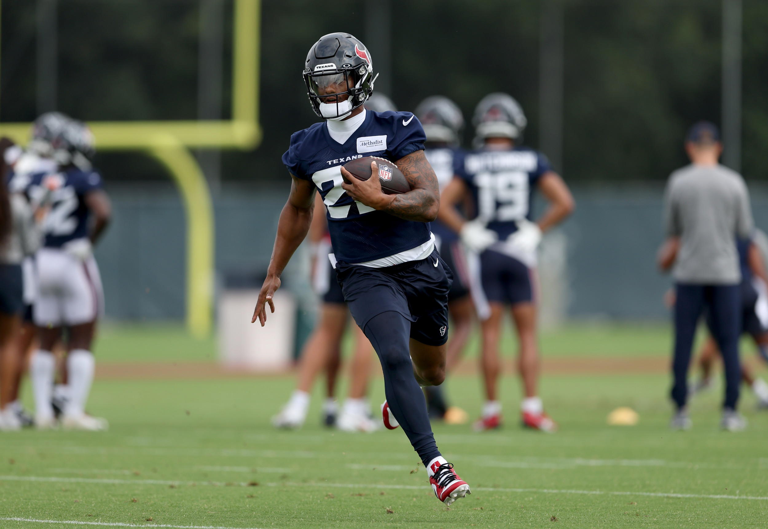 Texans Star Running Back Joe Mixon Returns to Practice After Suffering Undisclosed Injury