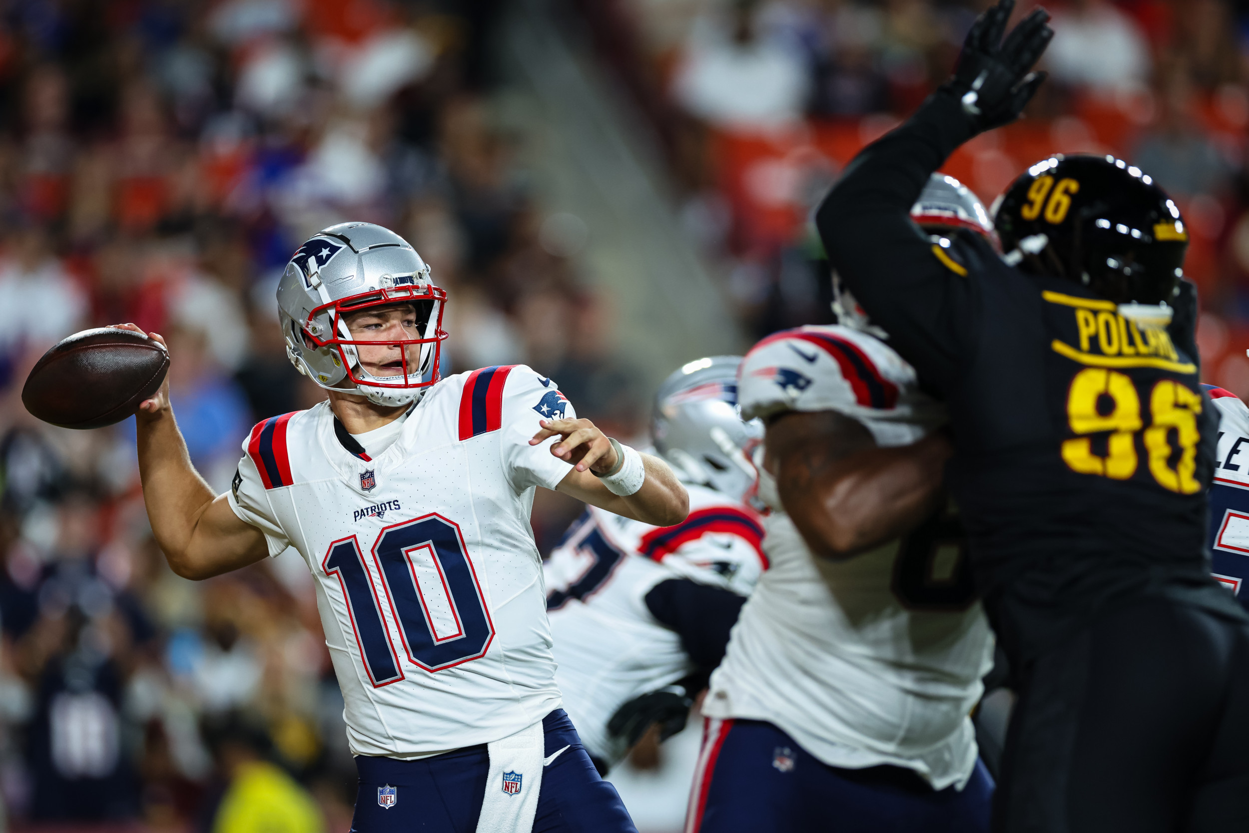 Patriots HC Jerod Mayo Says Drake Maye Has ‘Outplayed’ Jacoby Brissett in Starting QB Battle