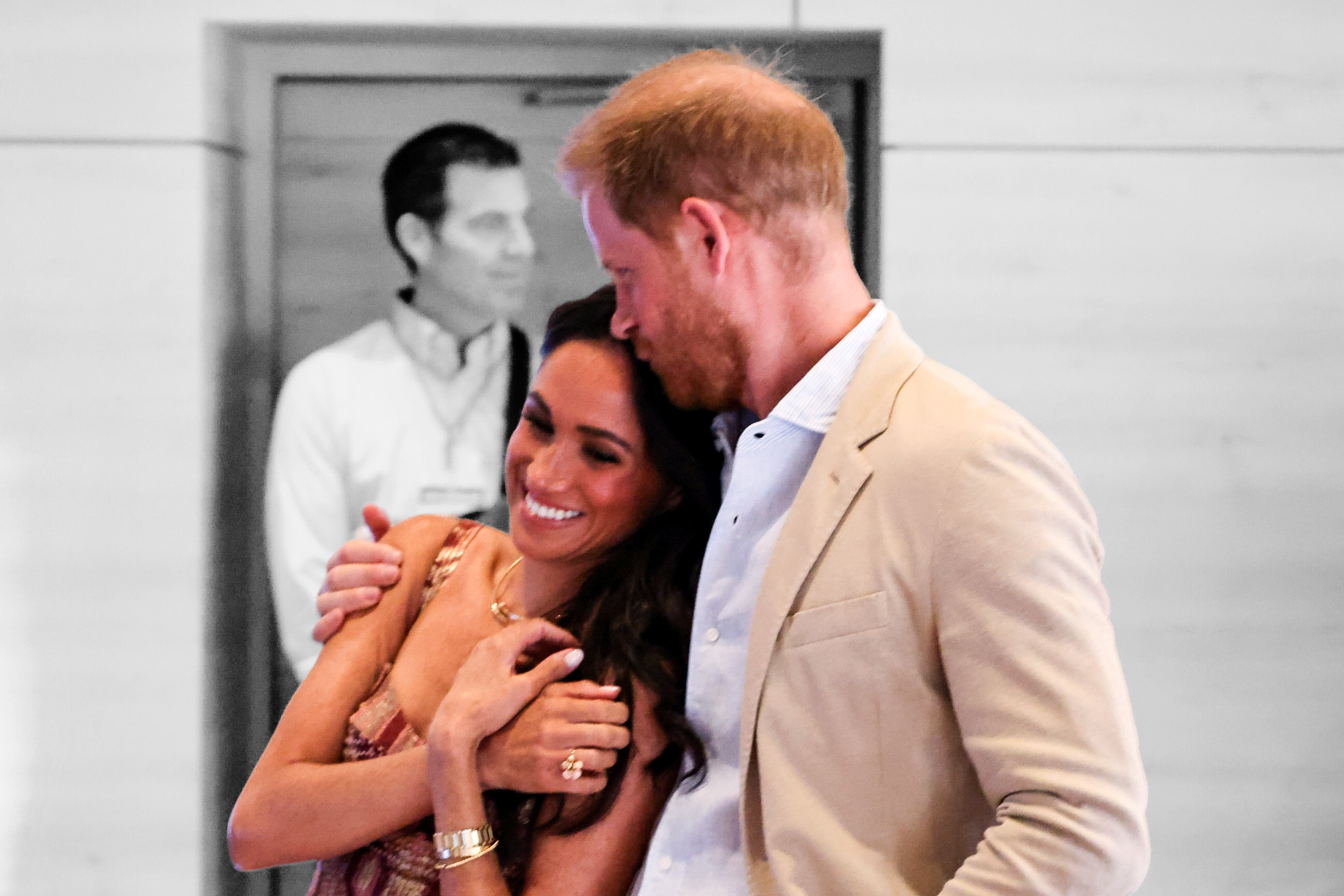 Prince Harry’s Loving Gesture to Meghan Markle Caught on Camera