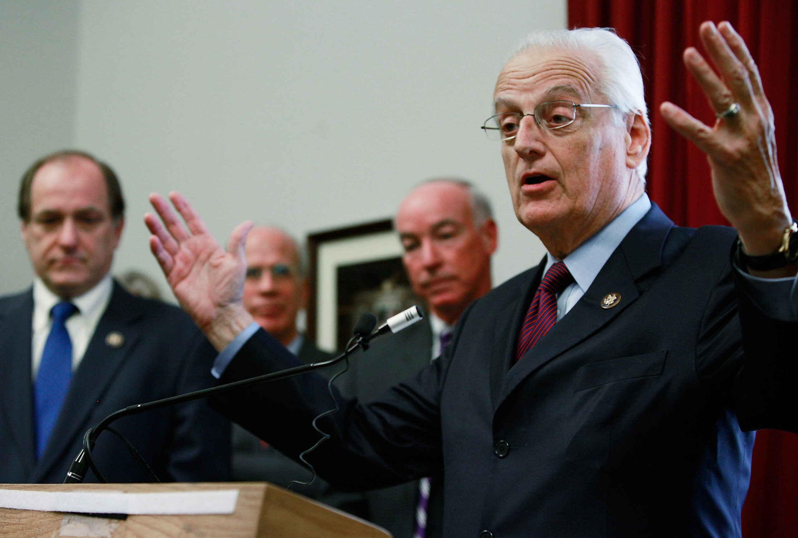 Bill Pascrell Dead: Longtime NJ Democrat Running for Re-election Was 87