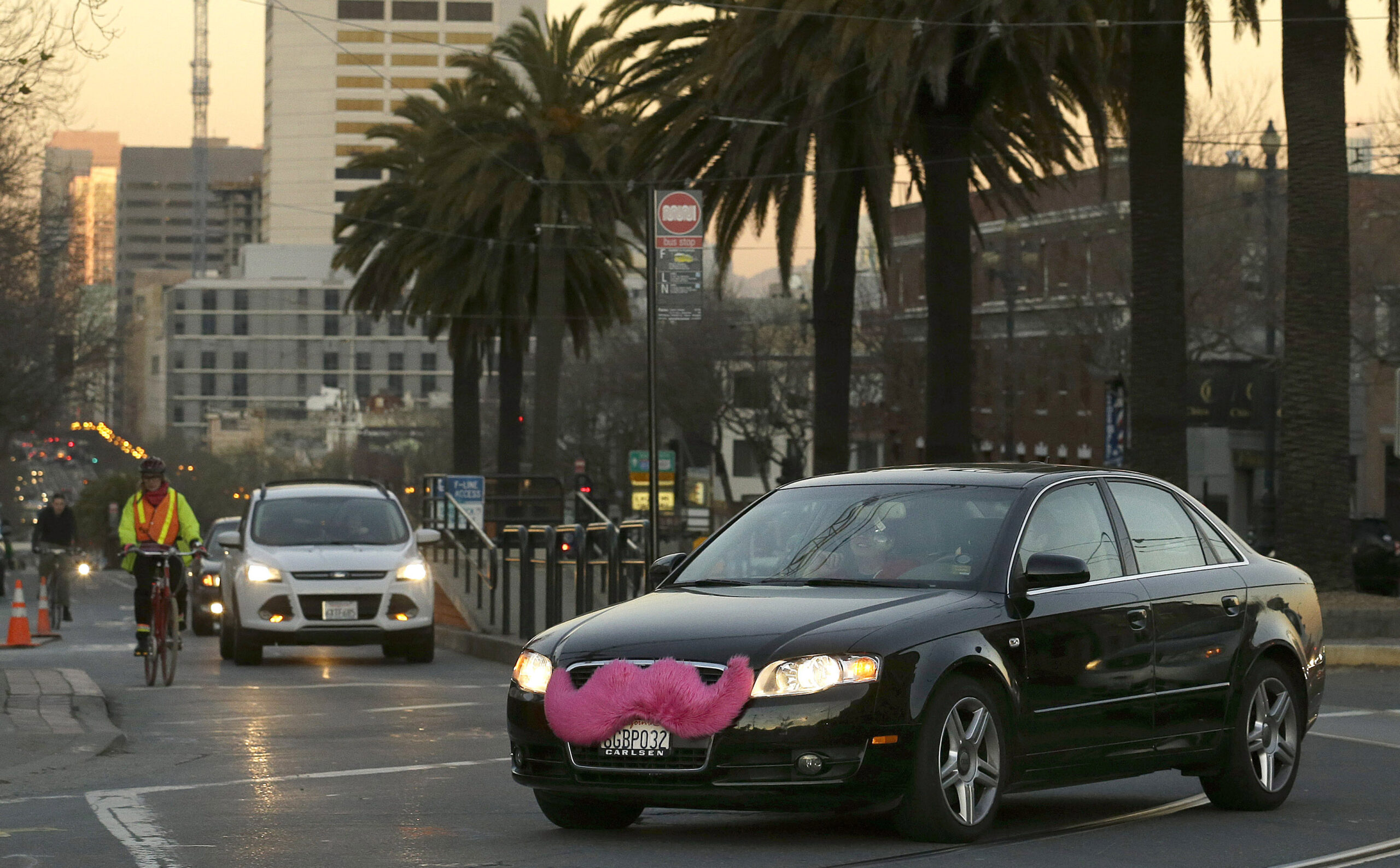 Rideshare Driver Kidnapped at Gunpoint, Drove From Texas to Florida: FBI