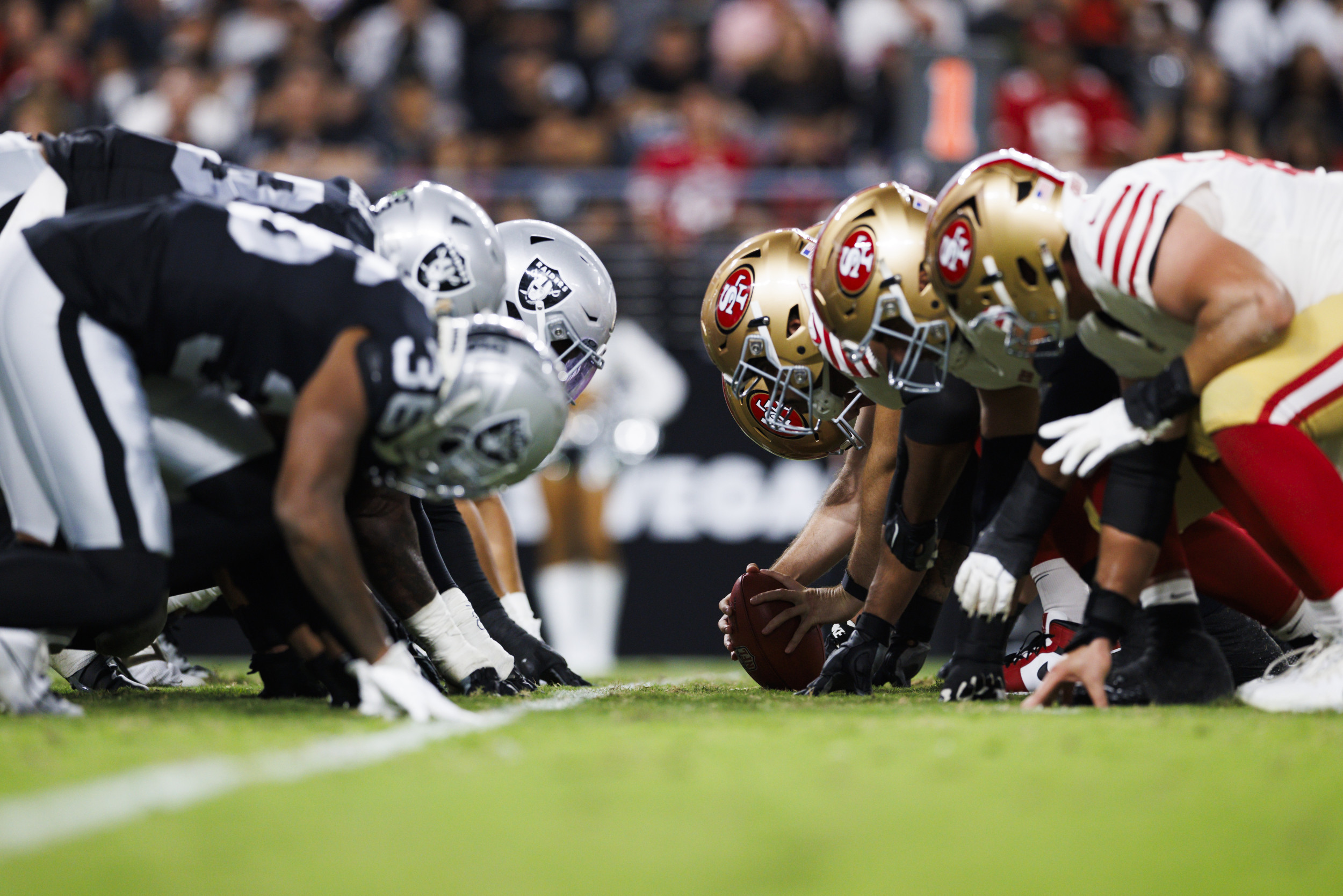 Two 49ers Defenders Scheduled For MRIs After Suffering Knee Sprains