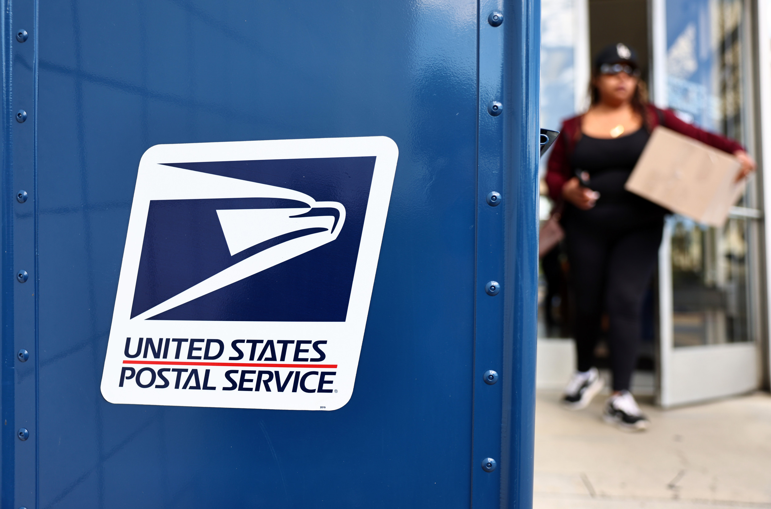 US Postal Service Plans to Change Mail Delivery Times