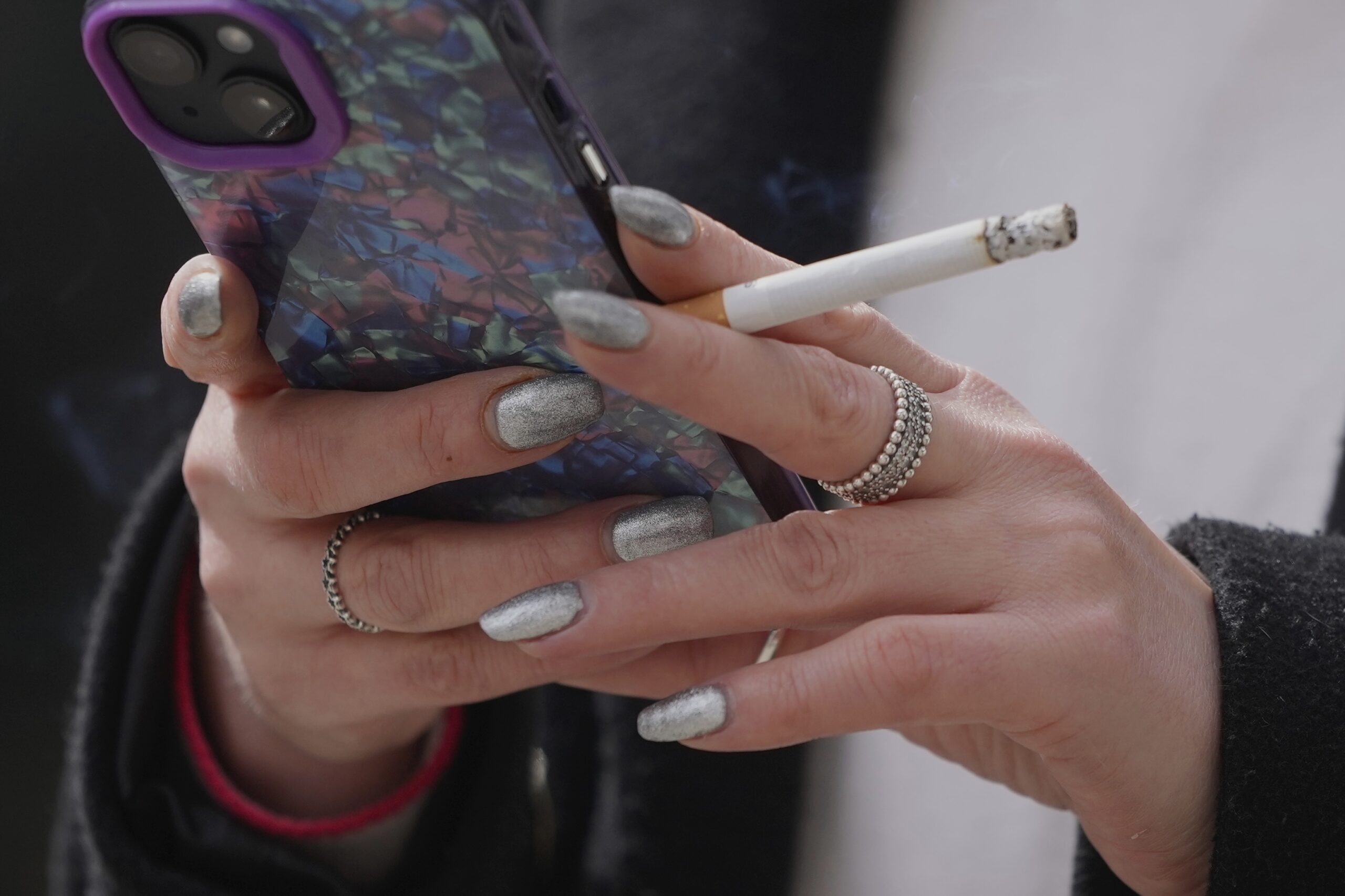 British Pubs Face Outdoor Smoking Ban—Nigel Farage Not Impressed