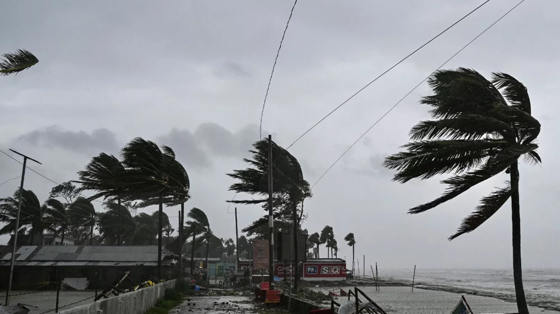 A gust of wind can blow in 8 regions!