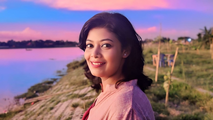 Body of female journalist recovered from Hatirjheel lake