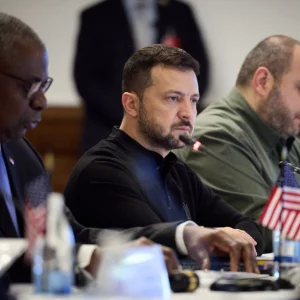 Ukraine war must be ended by the coming autumn: Zelensky