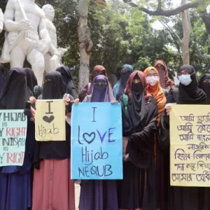 DU Vice-Chancellor makes it mandatory for female students to wear hijab—the viral claim is baseless