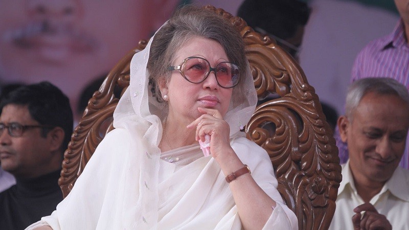 Attempt to bring an air ambulance, to the country where Khaleda Zia may be taken