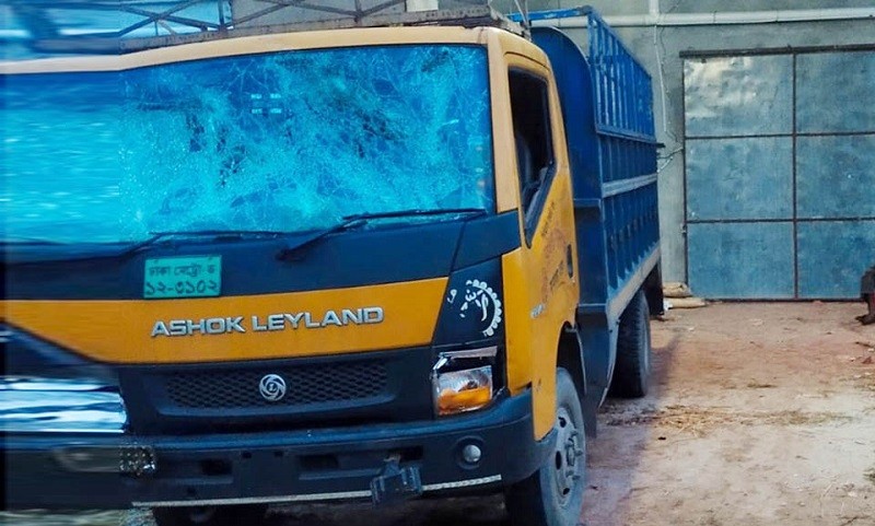 Thief came to steal corn and left the truck behind