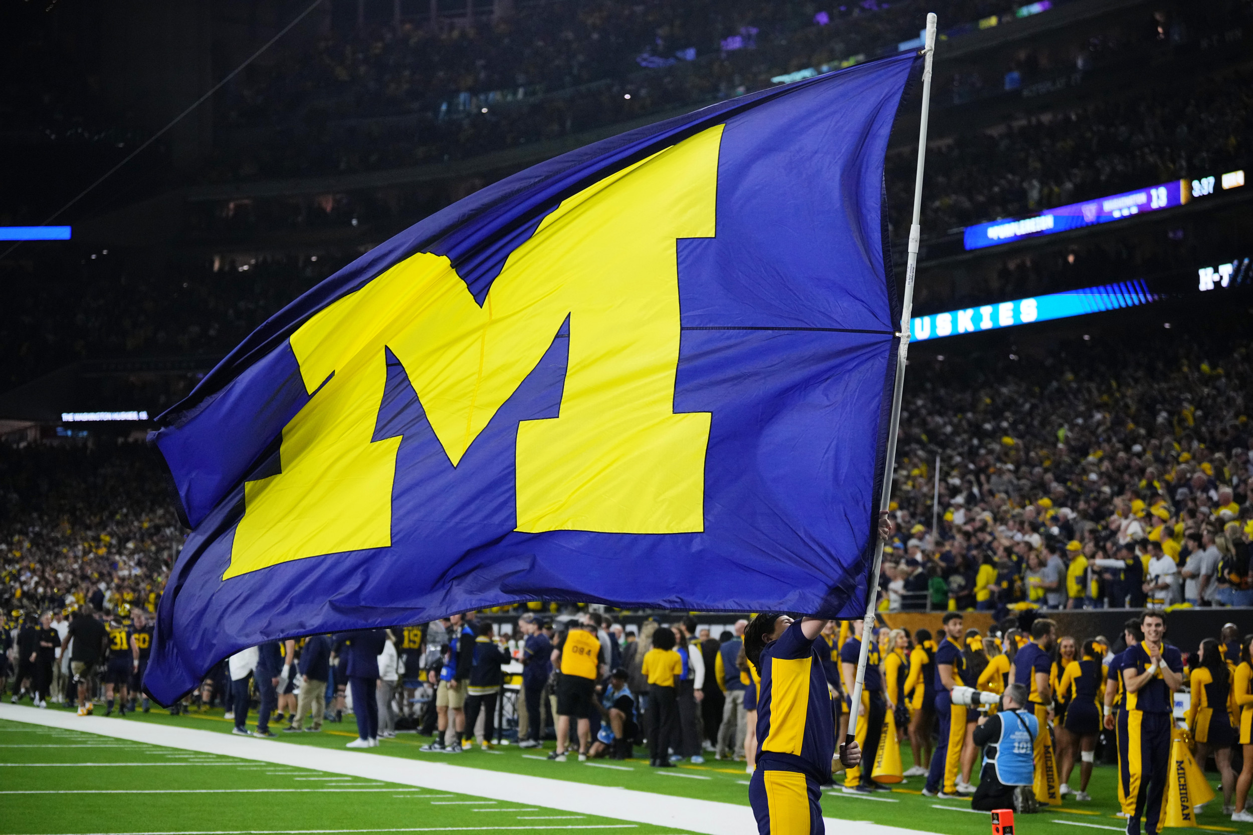 Multiple NFL Stars Take Shots at Michigan Football While Being Blow Out By Texas