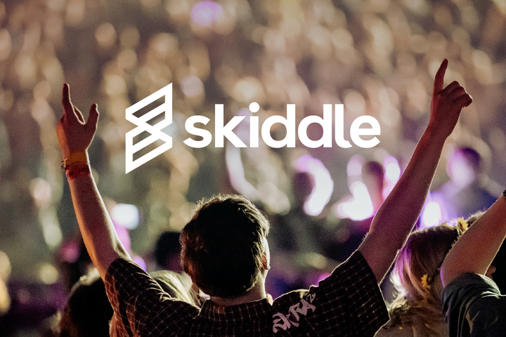 Catch the Skiddle Bus at the Showman’s Show 2024