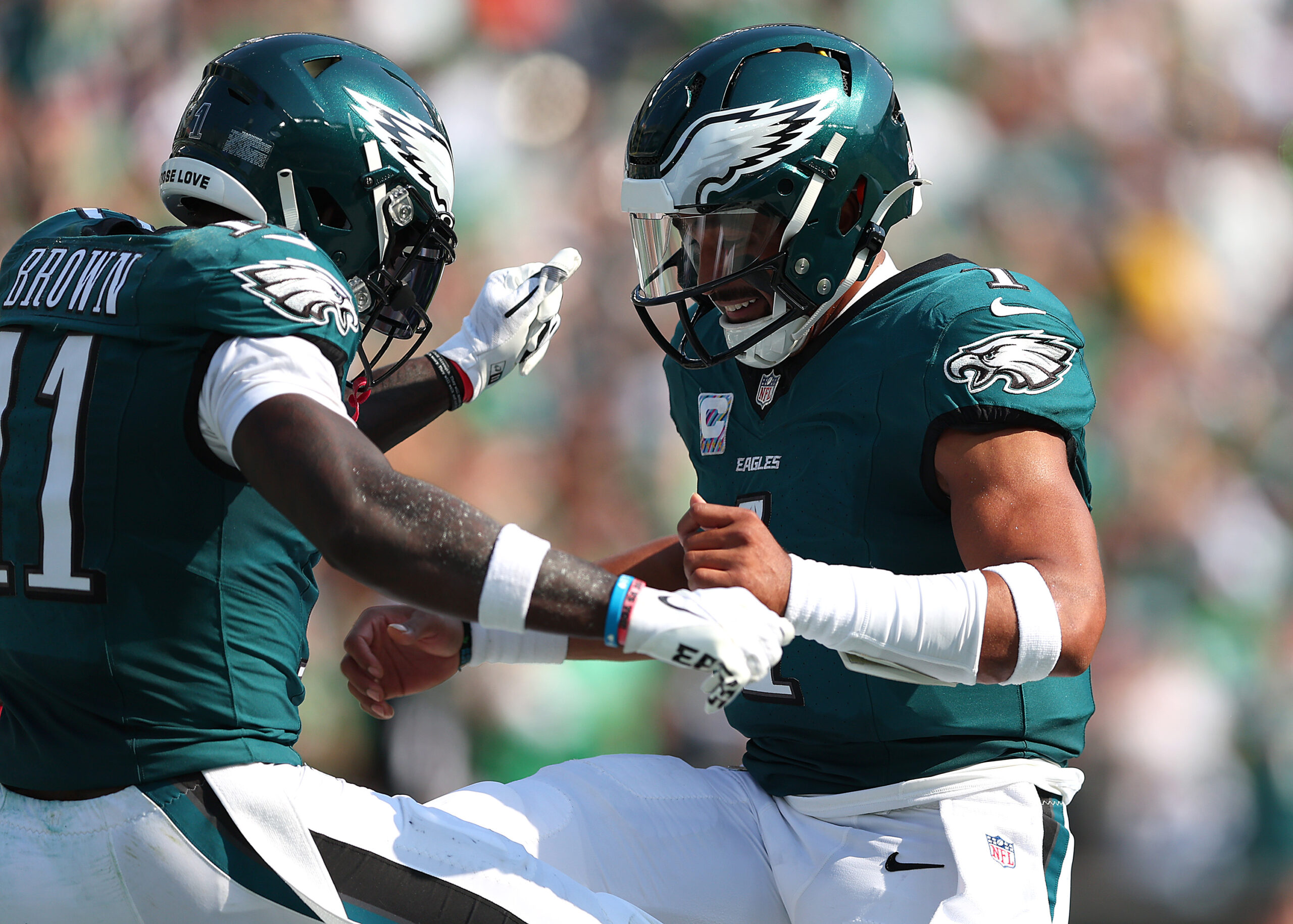 Eagles’ Brandon Graham Apologized to Team Following AJ Brown, Jalen Hurts Drama