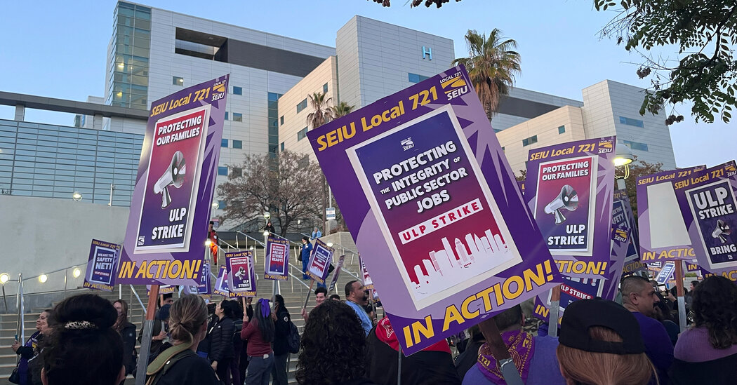 SEIU Local 721 Workers Go on Strike in Los Angeles