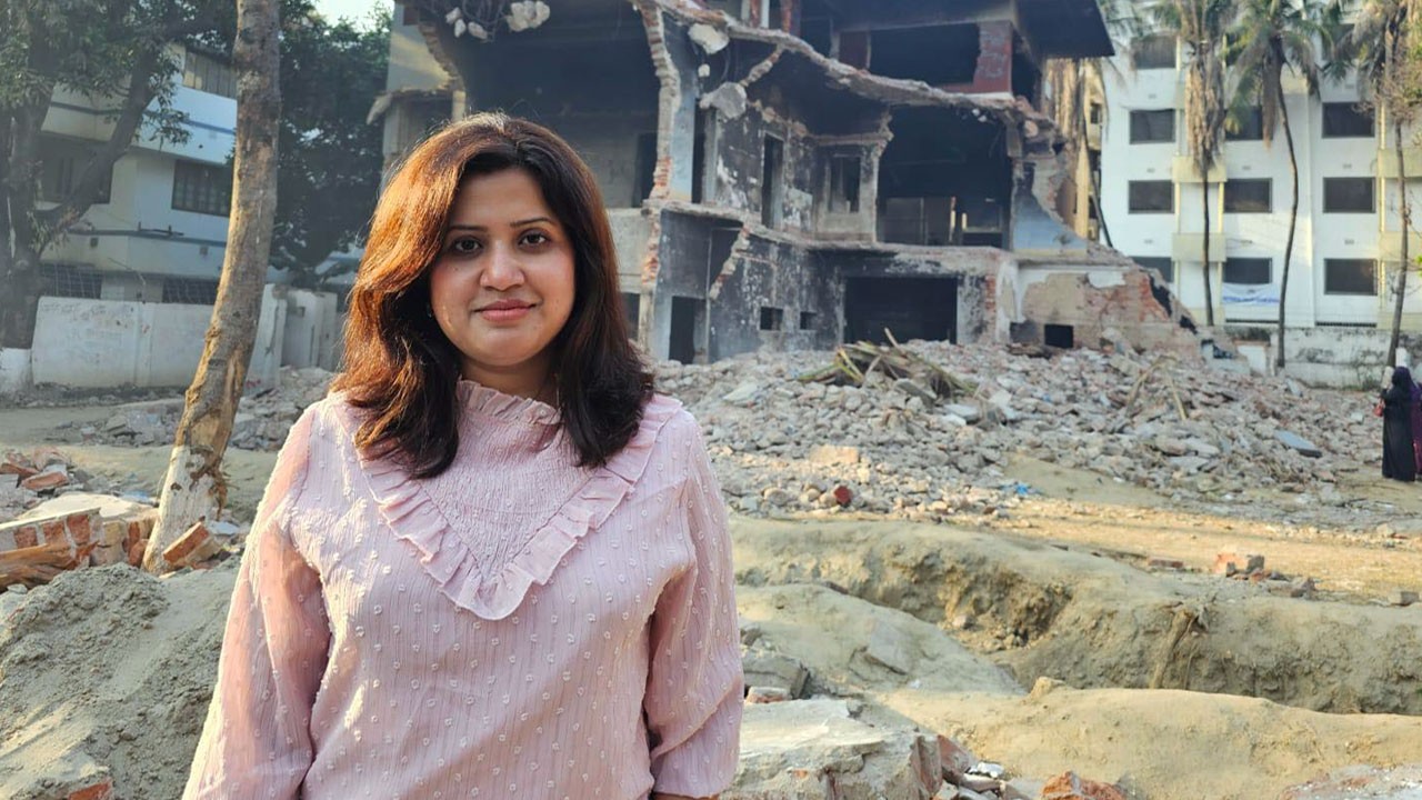 Nancy sought the full honor of being dropped from BUET's concert