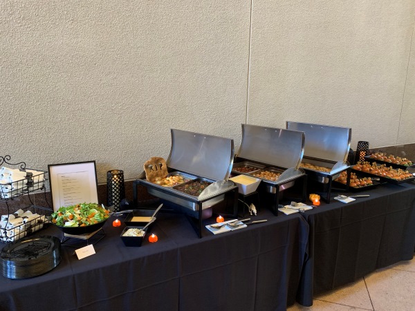 5 Ways Corporate Lunch Catering Accommodates Dietary Needs
