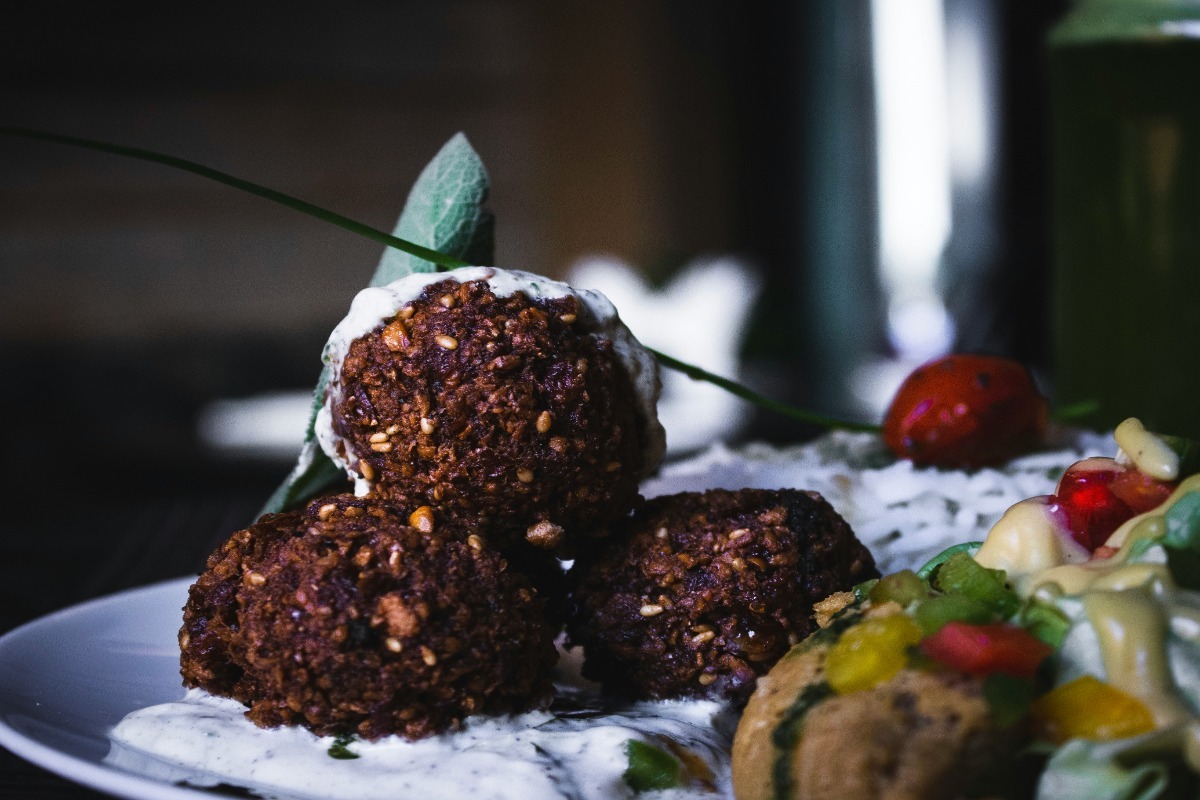 5 Tips for Accommodating Halal and Kosher Diets at Meetings