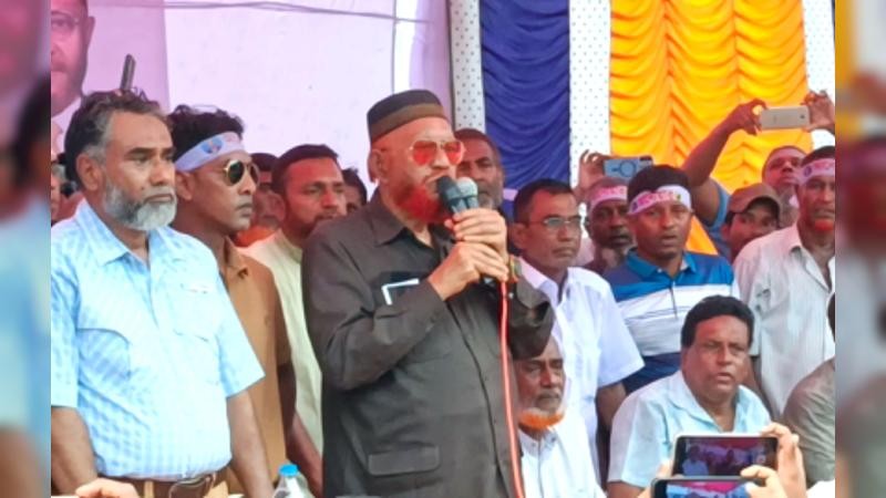 Want to sacrifice my last life as a symbol of love: Anwarul