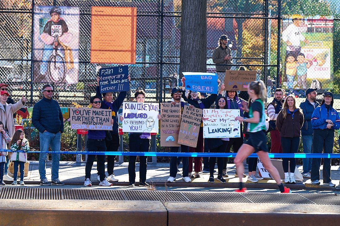 Inside Openigloo’s Guerrilla Strategy at the 2025 NYC Marathon