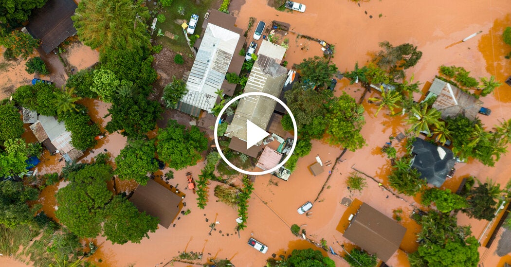 Oahu Residents Assess Flood Damage as Rain Drenches Maui