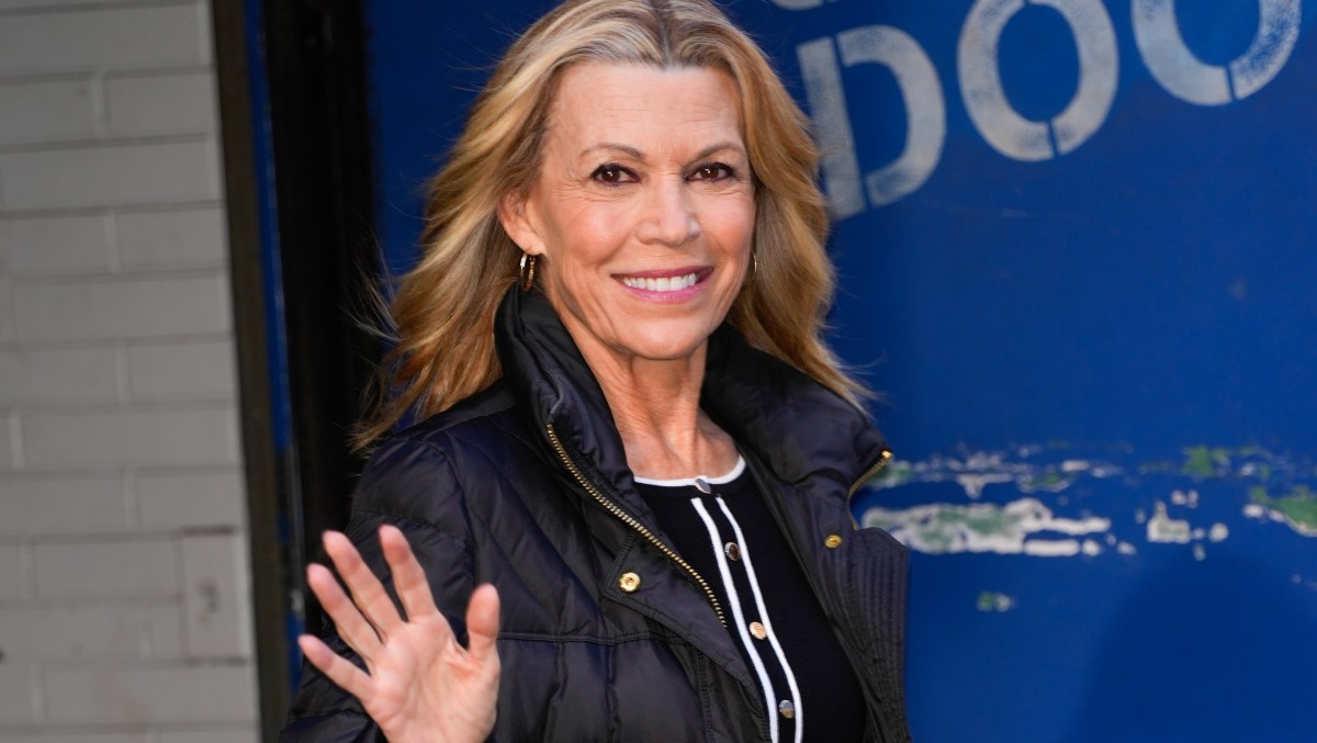 Vanna White Comments on ‘Wheel of Fortune’ Hosts Pat Sajak vs Ryan Seacrest